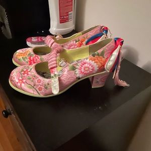 Hot Chocolate brand shoes